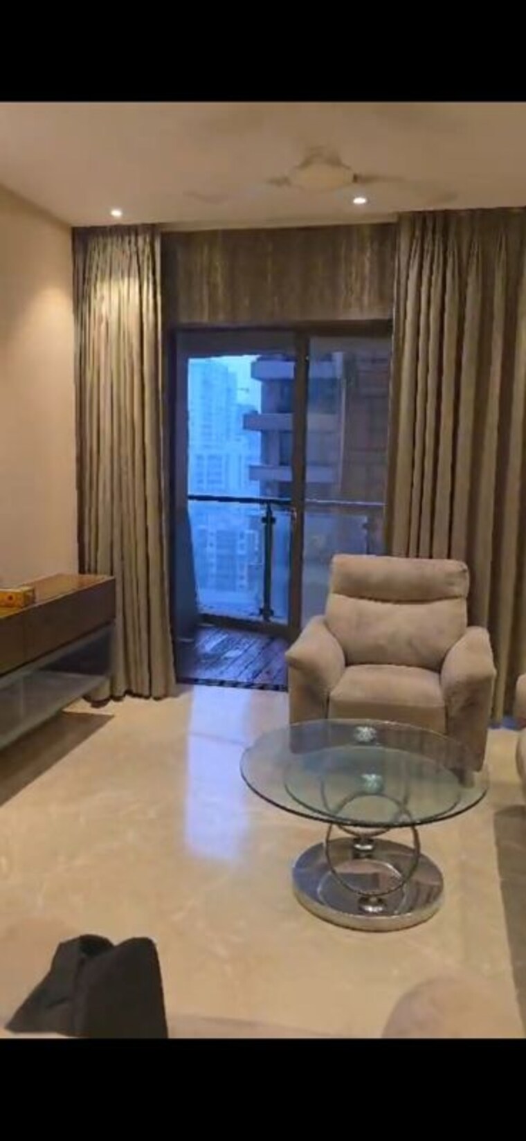 Living Room, hdil-metropolis-residences 2 Bedroom 850 Sq.Ft. Apartment In Andheri West Mumbai 10065395