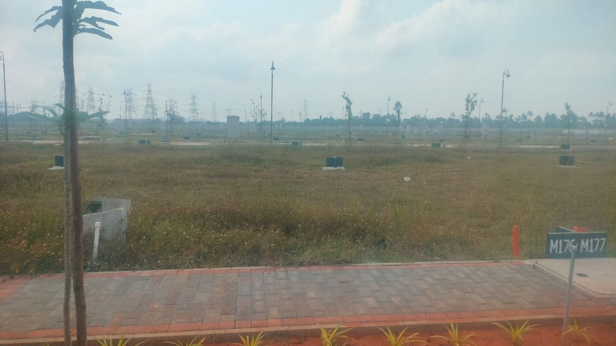 Plot For Sale in Guduvanchery