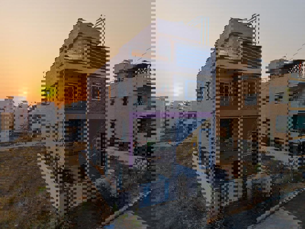 3 BHK + Pooja Room 3000 Sq.Ft. Independent House in Mahidhara Luxuria