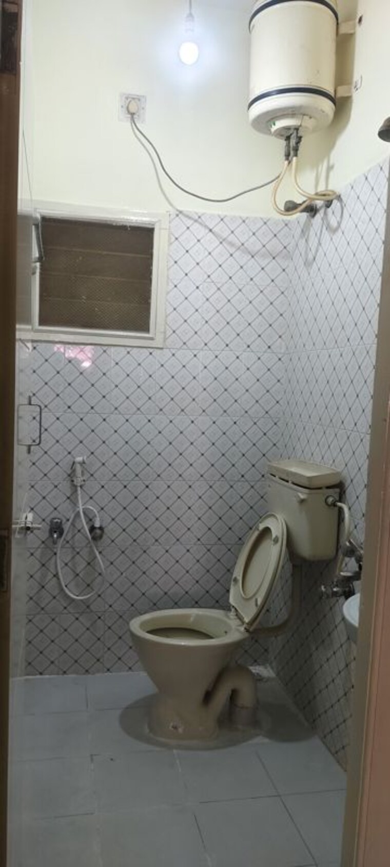 Bathroom, murugesh palya 2 Bedroom 1050 Sq.Ft. Builder Floor In Murugesh Palya Bangalore 10065446