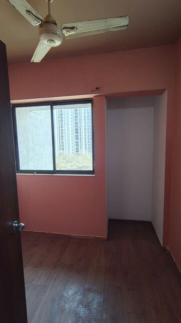 Room in 2.5 BHK Apartment at Lodha Palava City, Dombivli East – for Rent