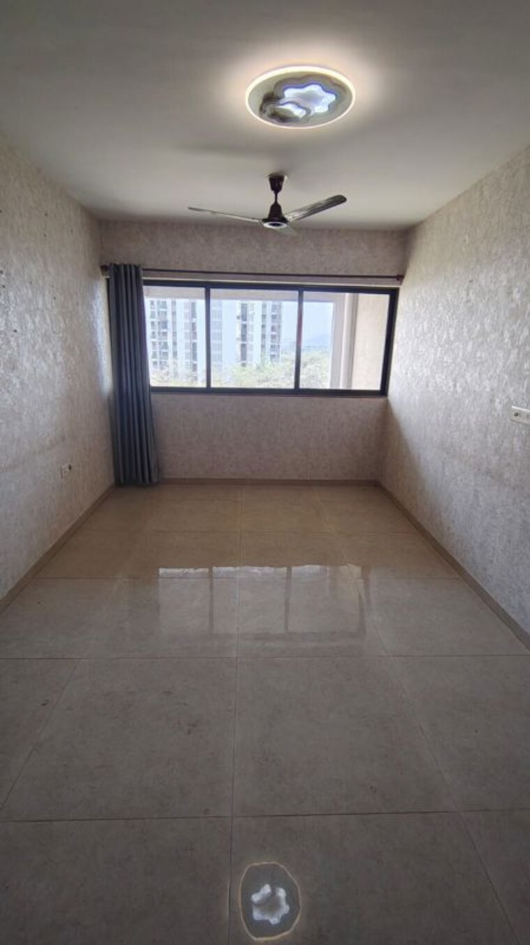 Room, lodha-palava-city 2.5 Bedroom 900 Sq.Ft. Apartment In Dombivli East Thane 10065456