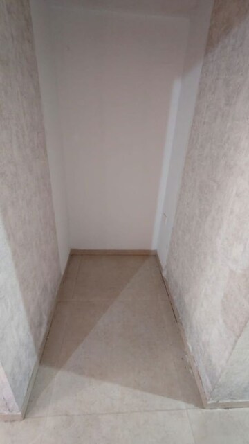 Room in 2.5 BHK Apartment at Lodha Palava City, Dombivli East – for Rent