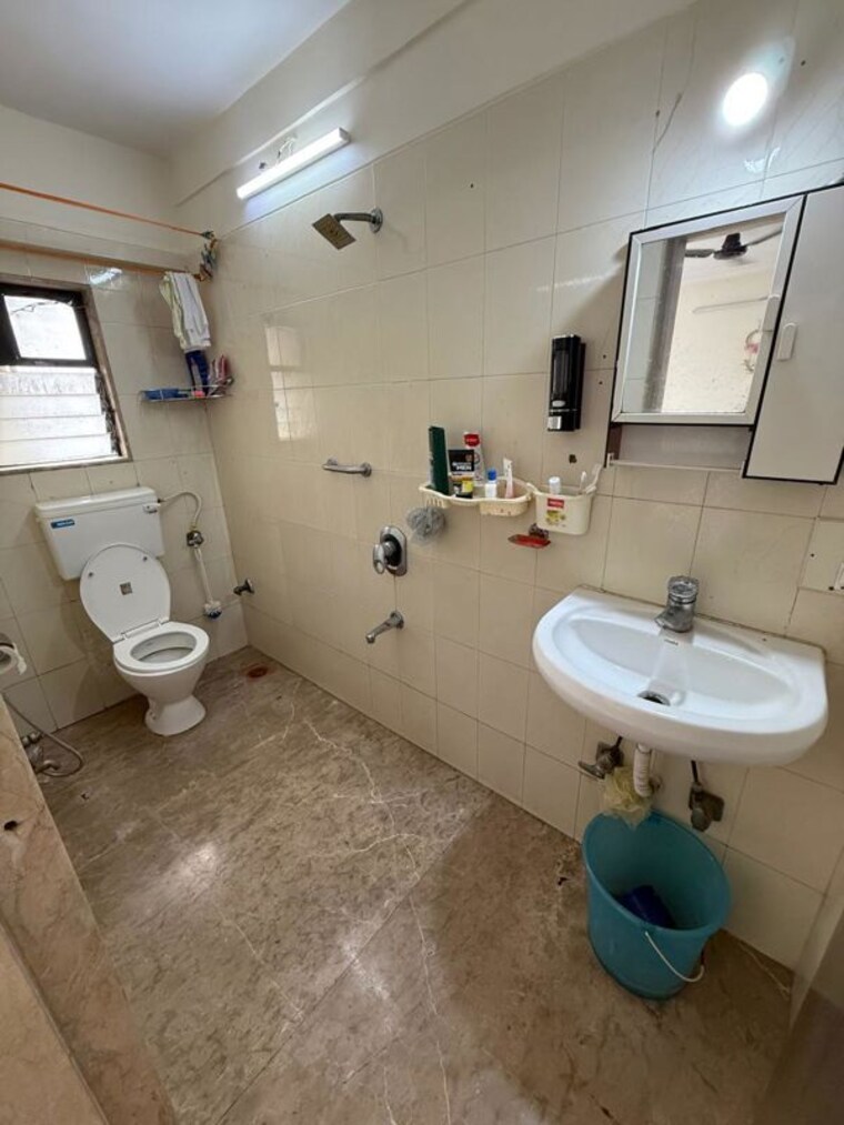 Bathroom, acme-enclave 2 Bedroom 975 Sq.Ft. Apartment In Malad West Mumbai 10065468