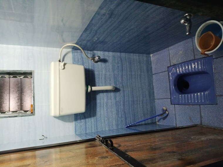 Bathroom, shashwat-chs-airoli 1 Bedroom 450 Sq.Ft. Apartment In Airoli Sector 8a Navi Mumbai 10065476