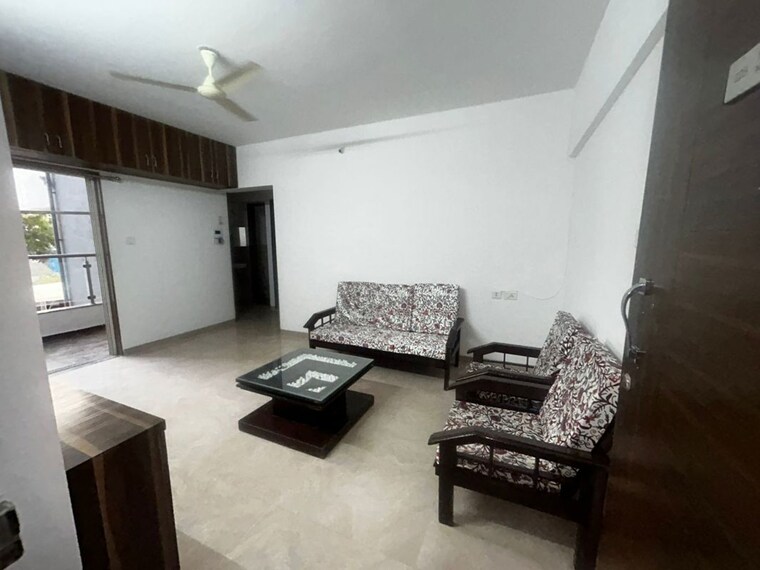 Living Room, venkatesh-graffiti 1 Bedroom 500 Sq.Ft. Apartment In Keshav Nagar Pune 10065492