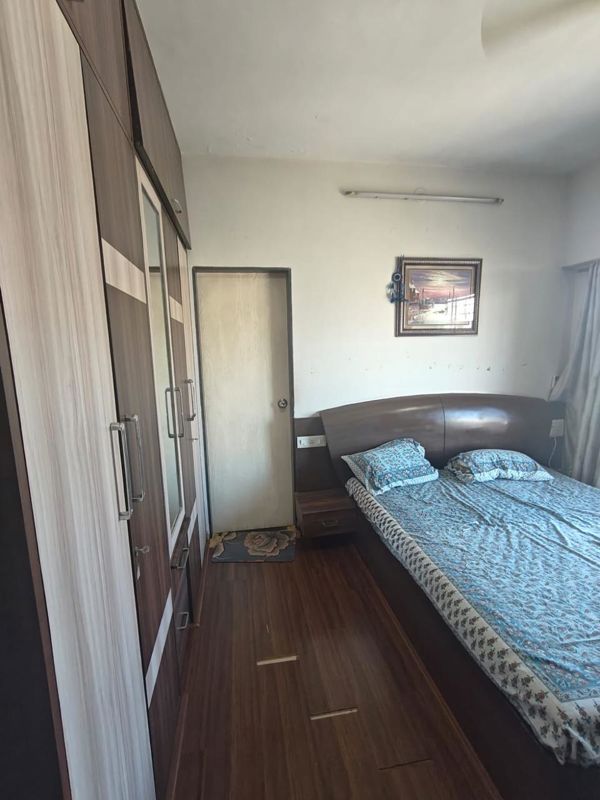 1 BHK + Pooja Room,Servant Room Apartment For Sale in Vasant Leela Apartment