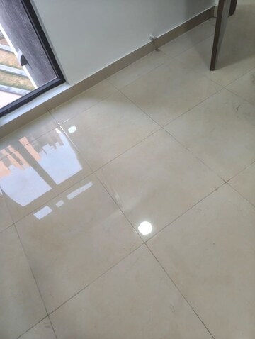 Room in 2 BHK Apartment at Assetz Canvas And Cove, Hosur Road – for Rent