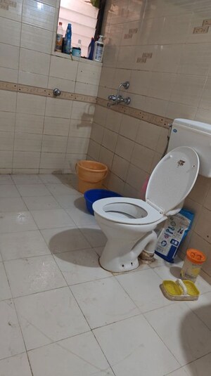 Bathroom in 1 BHK Apartment at Calangute – for Rent