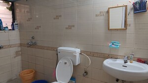 Bathroom in 1 BHK Apartment at Calangute – for Rent