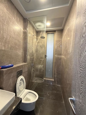 Bathroom in 3 BHK Apartment at Prestige Jasdan Classic, Mahalaxmi – for Rent