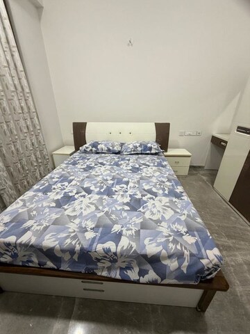Bedroom in 3 BHK Apartment at Prestige Jasdan Classic, Mahalaxmi – for Rent