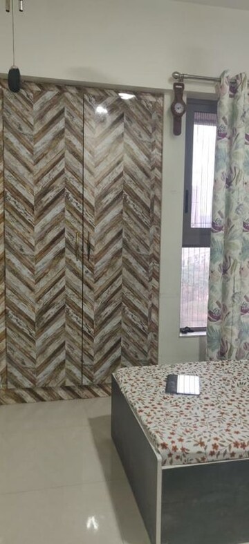 Bathroom in 2 BHK Apartment at Kalpataru Paramount, Kapur Bawdi – for Sale