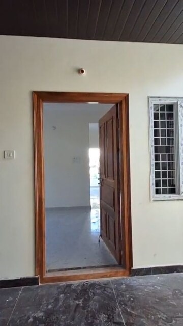 Room in 2 BHK Apartment at Manikonda – for Rent