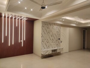 Room in 3 BHK Independent House at Cancon Enclave, Sector 4 – for Rent