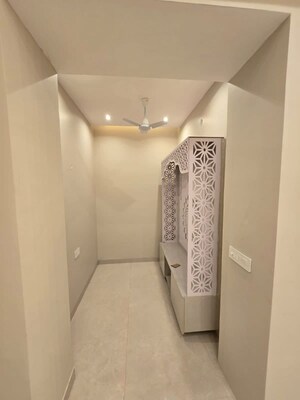 Furnished Amenities in 3 BHK Independent House at Cancon Enclave, Sector 4 – for Rent