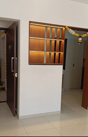 Room in 2 BHK Apartment at Balewadi – for Rent