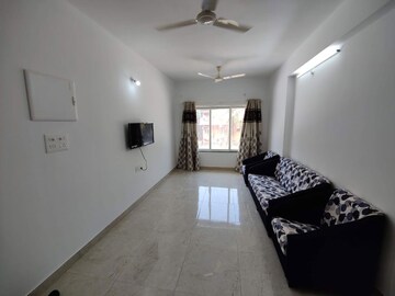 2 BHK Apartment For Rent in Santa Cruz