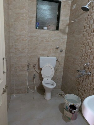 Bathroom in 2 BHK Apartment at Ganeshpeth Colony – for Rent