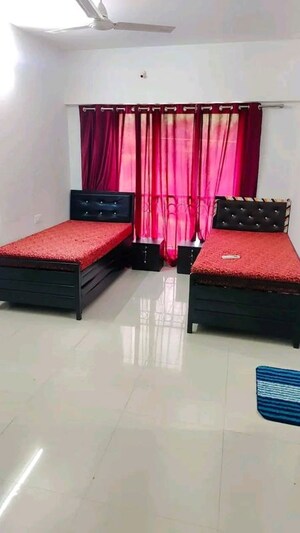 Room in 1 BHK Apartment at Kanakia Spaces Sevens, Andheri East – for Sale