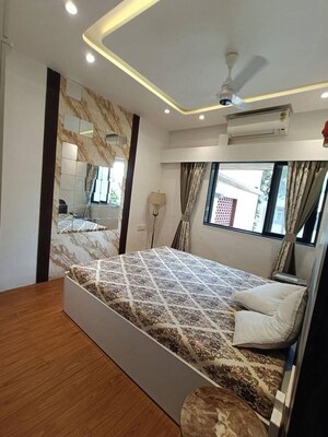 Bedroom in 1 BHK Apartment at Bandra West – for Rent