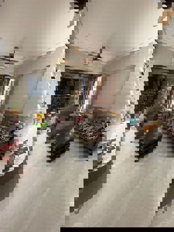 3 BHK 1600 Sq.Ft. Apartment in Oxy Beaumonde