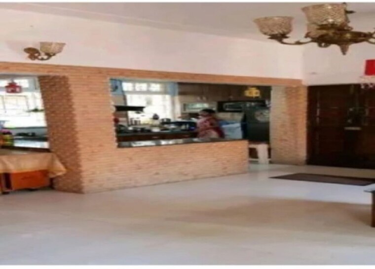 Kitchen, bandra west 2 Bedroom 700 Sq.Ft. Apartment In Bandra West Mumbai 10066008