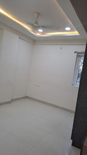 Room in 3 BHK Apartment at Qualitas Serenity Park, Kokapet – for Rent