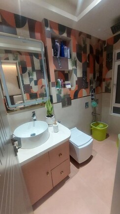 2 BHK + Extra Room Apartment For Rent in Ahimsa Enclave