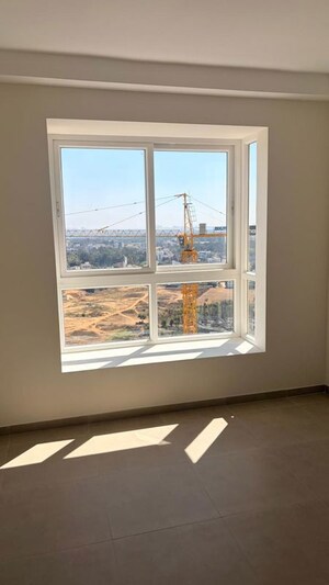 Room in 3 BHK Apartment at Bhartiya City Nikoo Homes 4, Thanisandra Main Road – for Rent