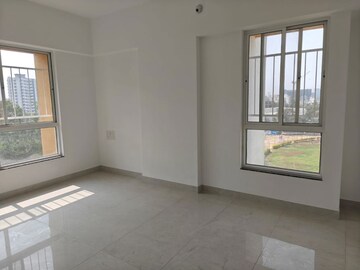 Room in 4 BHK Apartment at A And A Breeza, Koregaon Park – for Sale