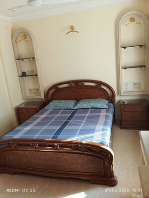 Bedroom in 2 BHK Apartment at Daseshwar Apartment, Walkeshwar – for Sale