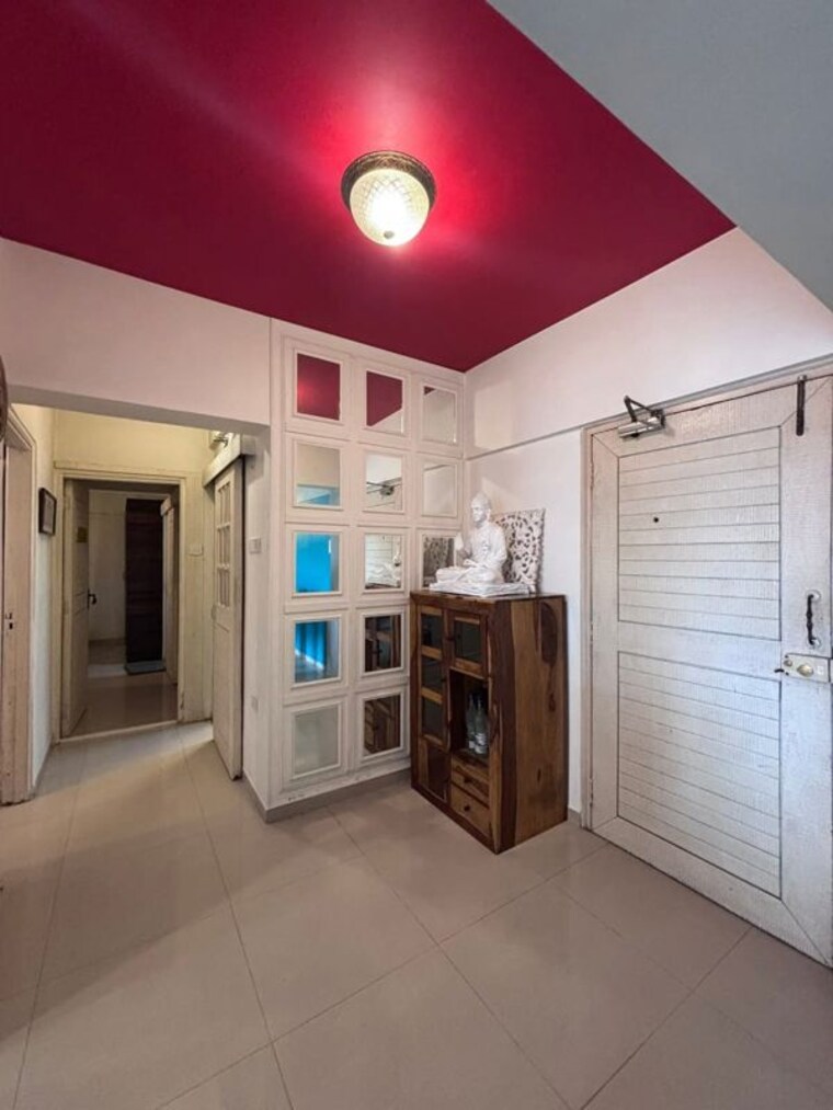 Living Room, bandra west 3 Bedroom 1100 Sq.Ft. Apartment In Bandra West Mumbai 10066091
