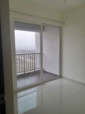 Room in 2 BHK Apartment at Kolte Patil Life Republic R 10, Hinjewadi – for Rent