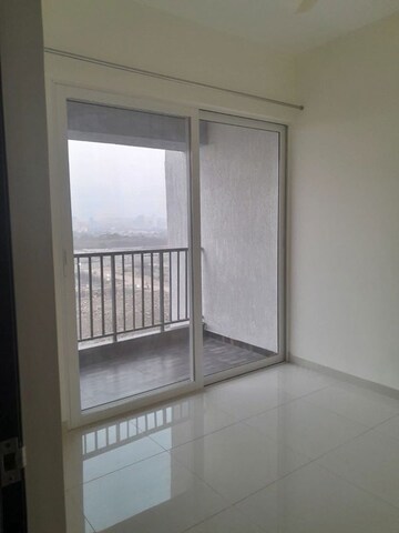 Room in 2 BHK Apartment at Kolte Patil Life Republic R 10, Hinjewadi – for Rent