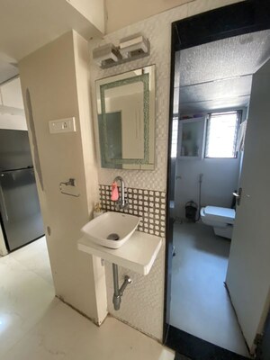 Bathroom in 2 BHK Apartment at Evergreen CHS Malabar Hill, Malabar Hill – for Sale