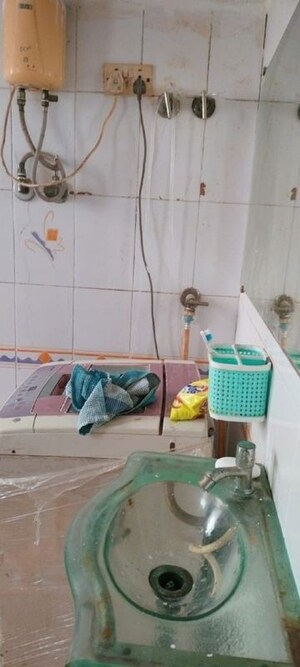 Bathroom in 1 BHK Apartment at Juhu – for Rent
