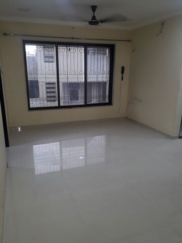 2 BHK Apartment For Rent in Shiv Dham Apartment, Goregaon East