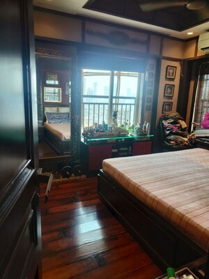 Bedroom in 2 BHK Apartment at Sugee Hiranya, Dadar West – for Sale