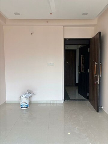Room in 1 BHK Apartment at Sheth Avante, Kanjurmarg West – for Rent