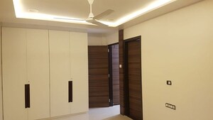  2 BHK Apartment at Bandra West – for Rent