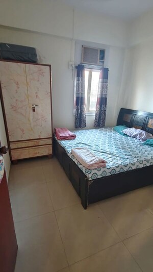 Bedroom in 2 BHK Apartment at Mahim West – for Sale