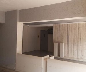 Room in 2 BHK Apartment at Darshan Apartment Malabar Hill, Malabar Hill – for Sale