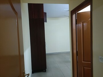 Room in 2 BHK Builder Floor at SR Residency Mathikere, Mathikere – for Rent