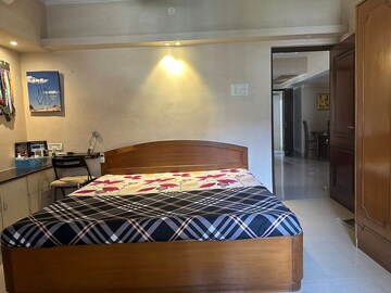 Bedroom in 2 BHK Apartment at Bandra West – for Rent