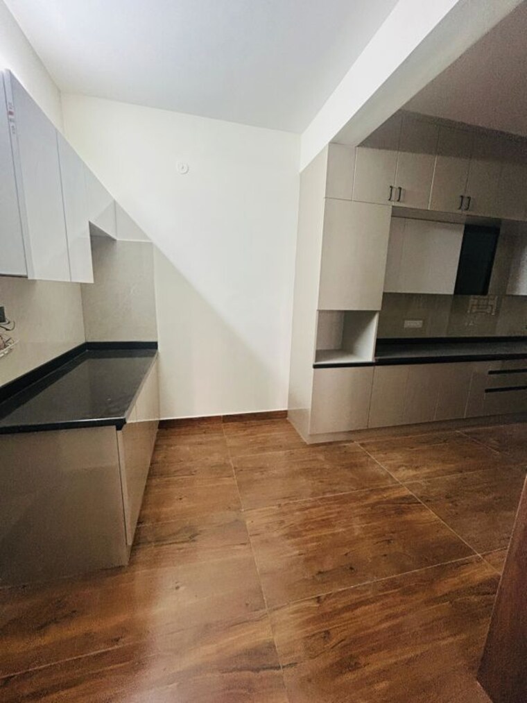 Kitchen, ombr layout 3 Bedroom 1800 Sq.Ft. Builder Floor In Ombr Layout Bangalore 10066322