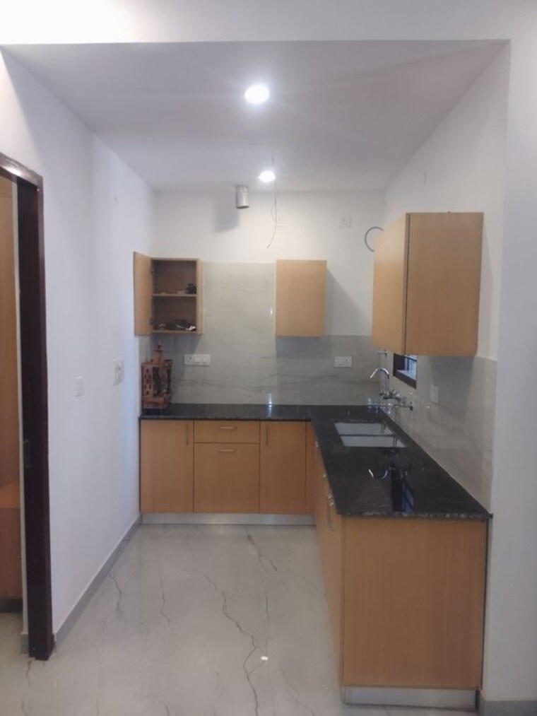 Kitchen, sector 115 2 Bedroom 100 Sq.Yd. Apartment In Sector 115 Mohali 10066324