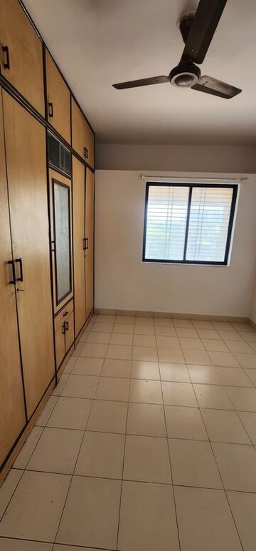 Room in 2 BHK Apartment at Karan City, Kalyani Nagar – for Rent