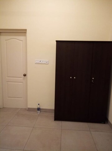 Room in 3 BHK Villa at Nachinola – for Rent