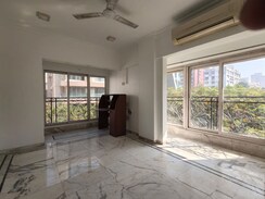 3 BHK + Pooja Room Apartment For Rent in Khar West
